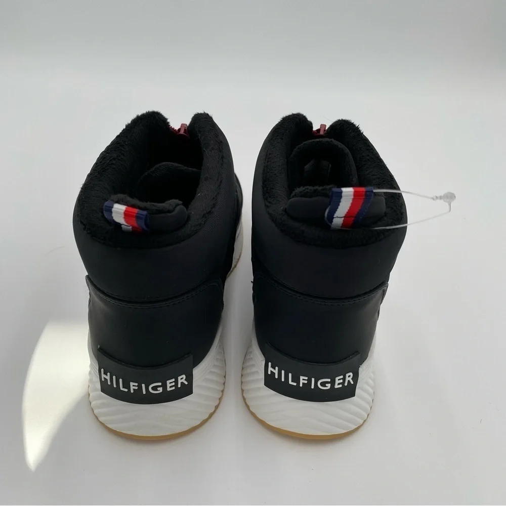 Tommy Hilfiger‎ Jipsun Zip Up Cold Weather Snow Sneakers Ankle Boots Size 7 NWOT
